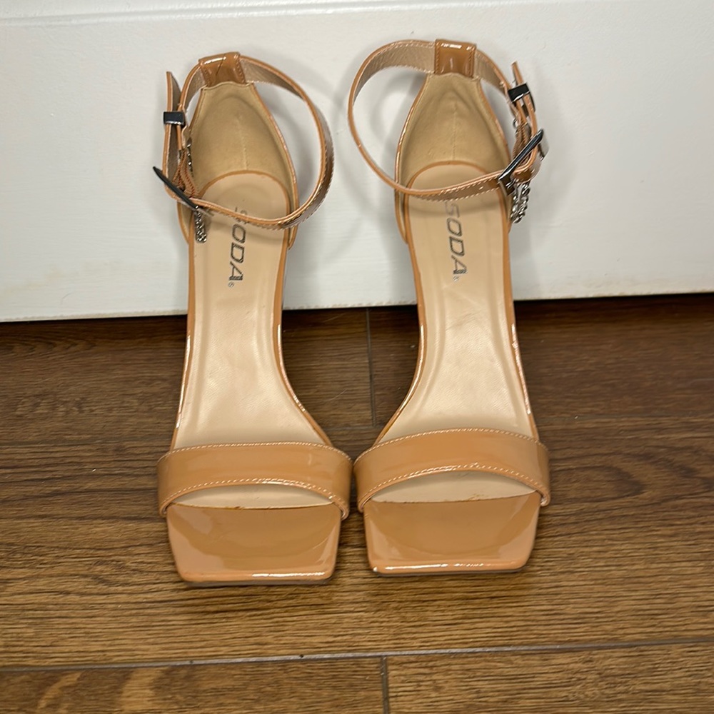 Light Brown Heels